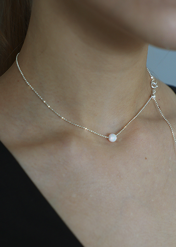 Opal glitter necklace